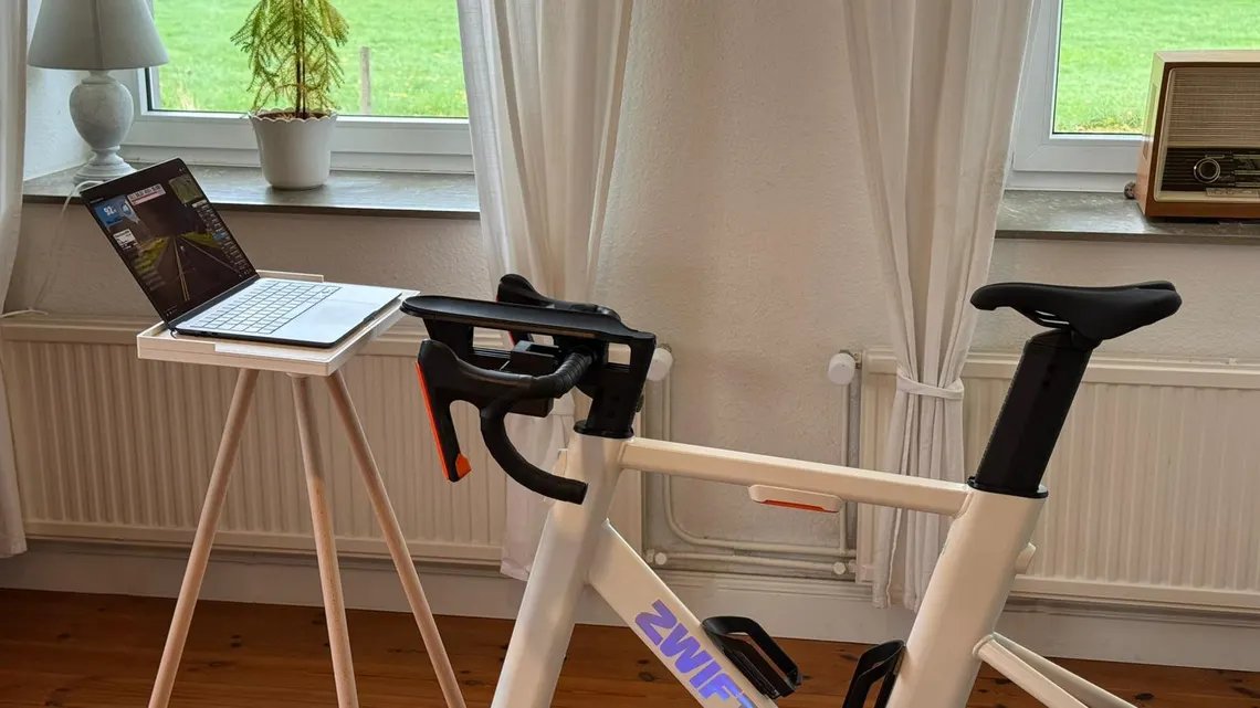 Tablet-Tisch „Ride Desk“