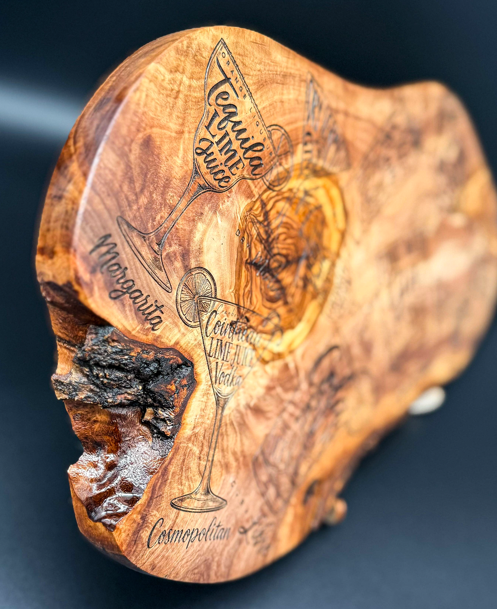 Olivenholz Servierbrett – Cocktail Edition