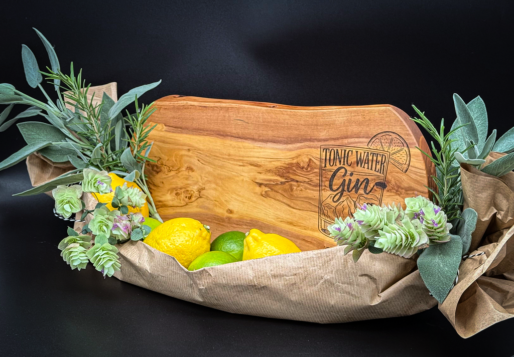 Olivenholz-Servierbrett „Gin & Tonic“